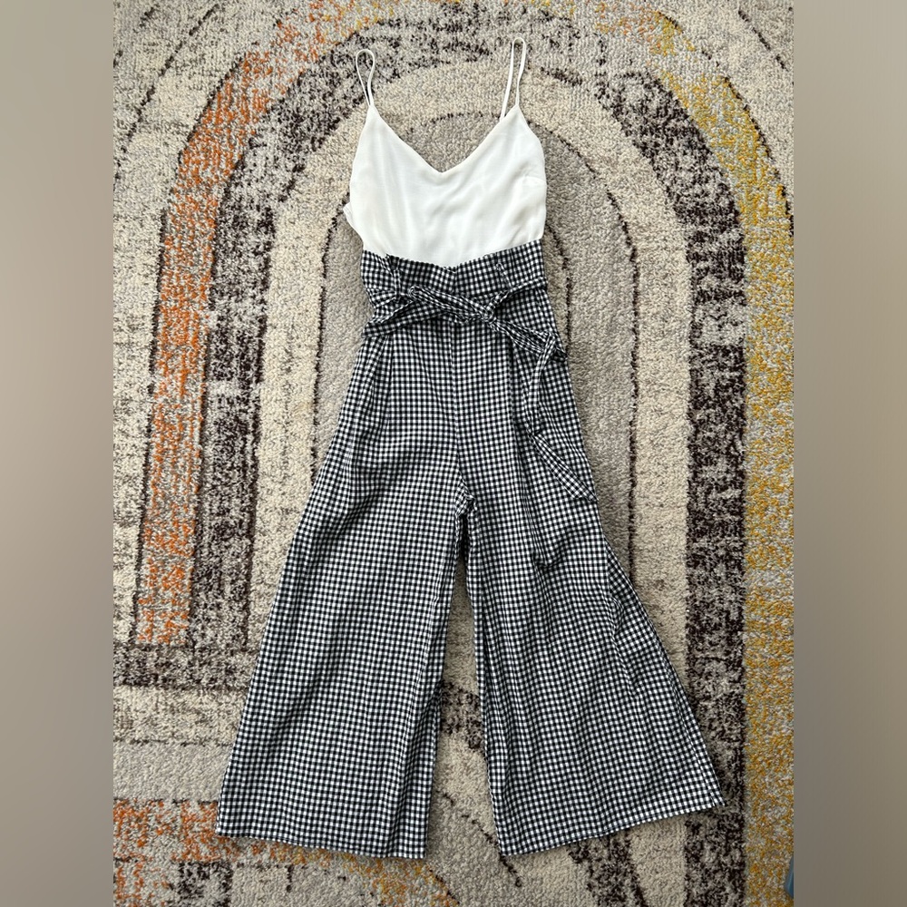 Super cute wide leg jumper with belt